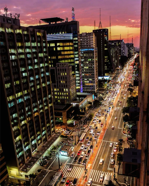 Avenida Paulista, São Paulo, Brasil Avenida Paulista, São Paulo, Brasil